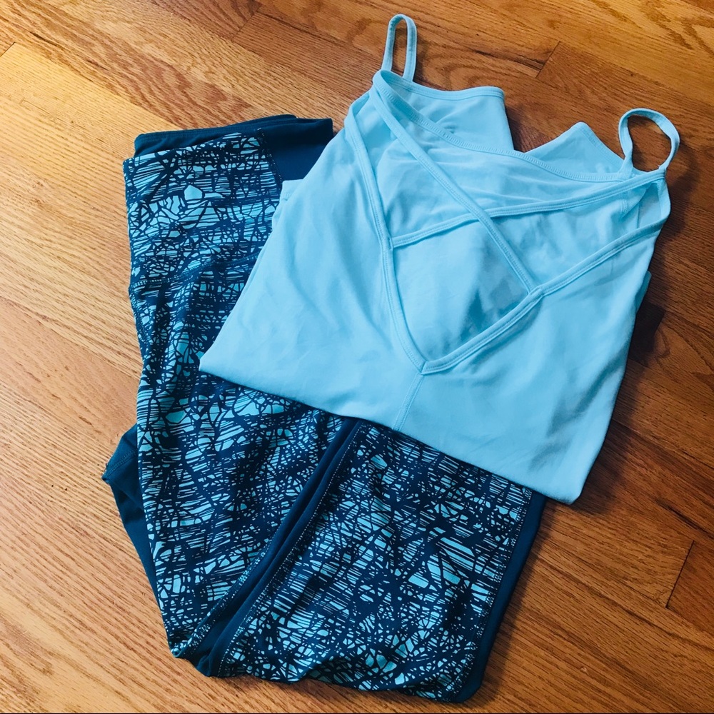 patterned teal workout pants